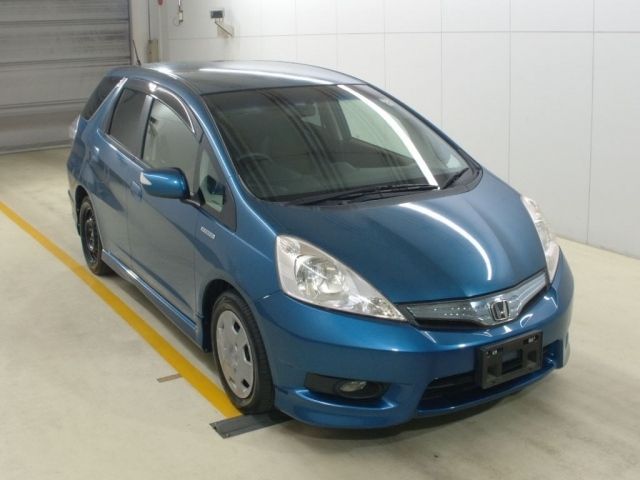 4010 HONDA FIT SHUTTLE GP2 2012 г. (NAA Nagoya)